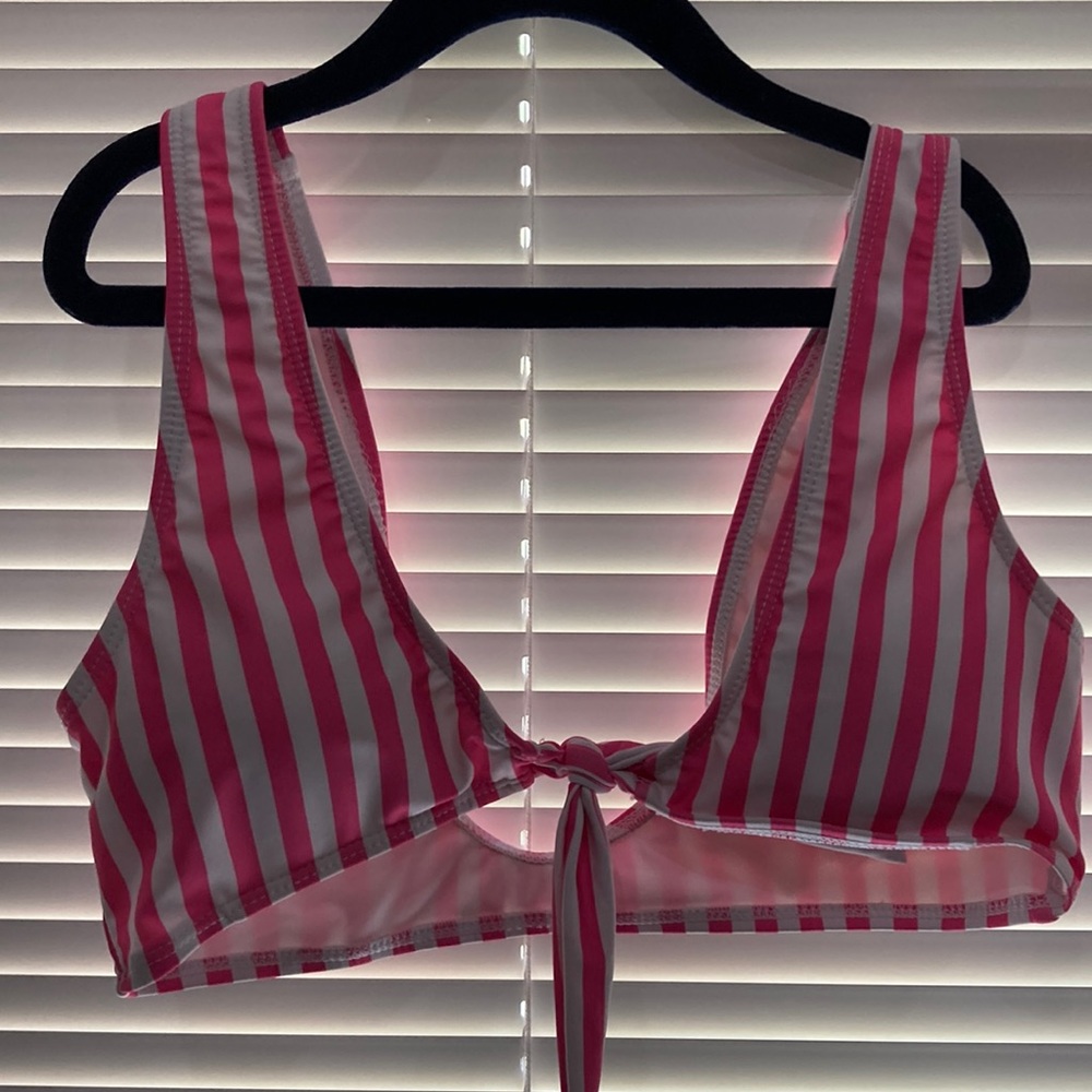 Pink and white 2 piece